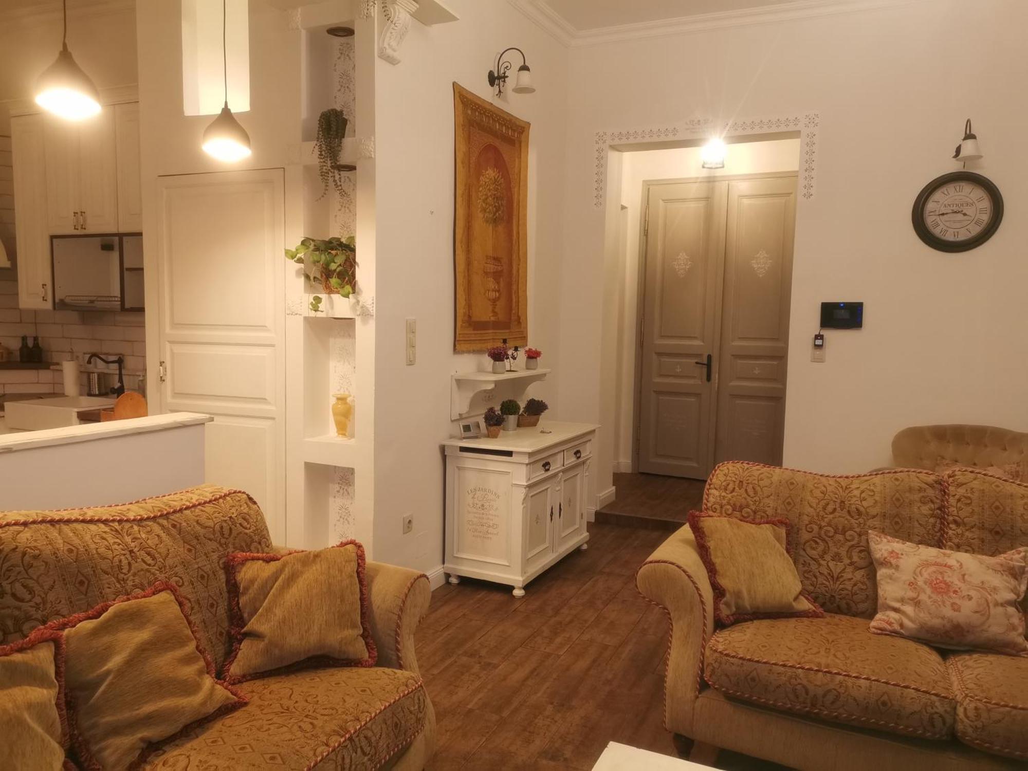 Kuria Apartman With Private Jacuzzi And Pool بودابست المظهر الخارجي الصورة